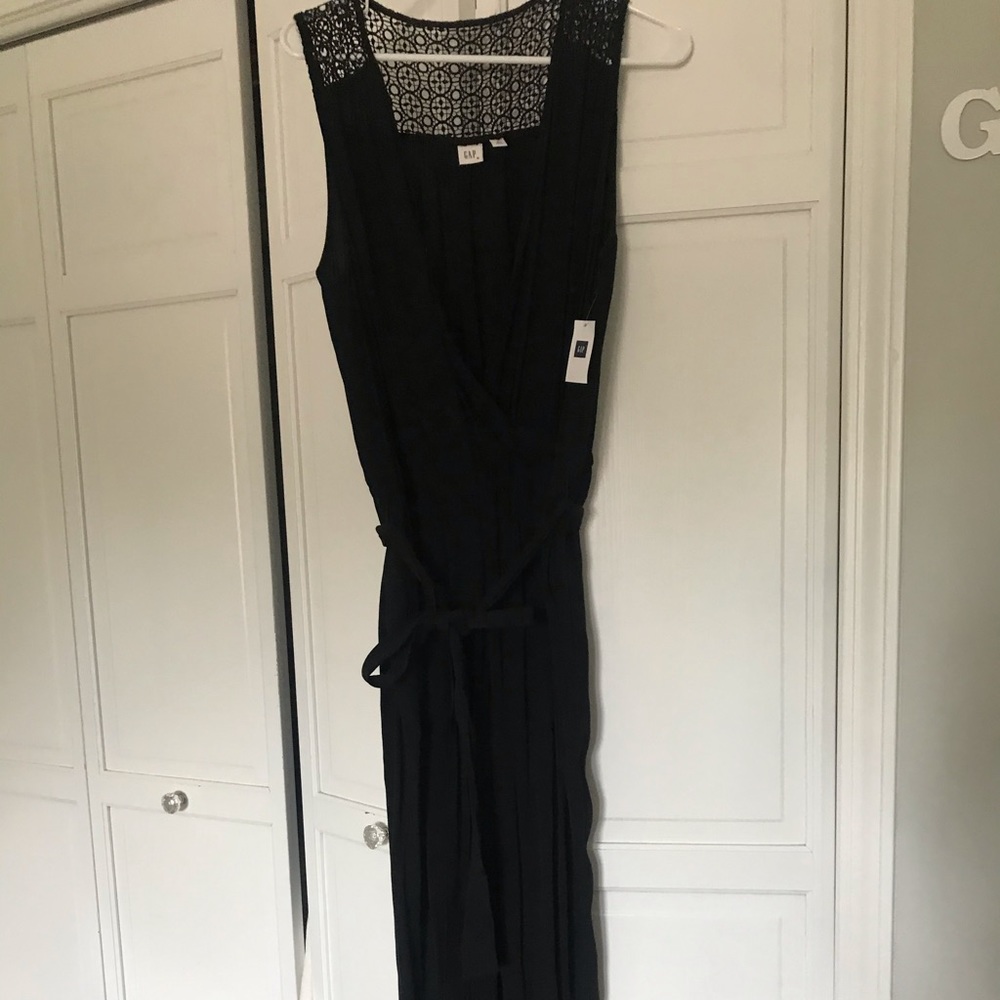 NEW GAP Sleeveless Wrap Tie Crochet Back Jumpsuit - Picture 5 of 9
